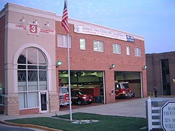 从费尔法克斯郡看美国的地方消防部门