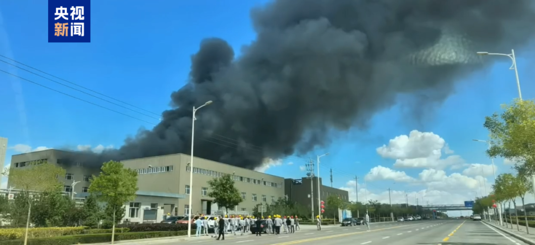 突发爆炸！5人全部遇难-消防百事通