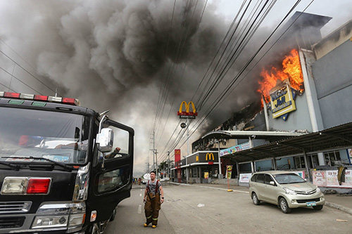 菲律宾商场大火