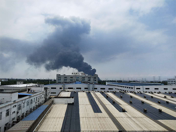 上海美帮塑料厂火灾