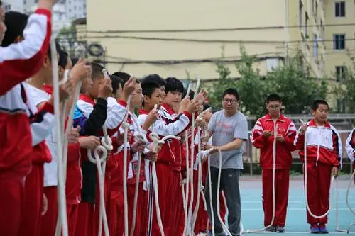 结绳逃生