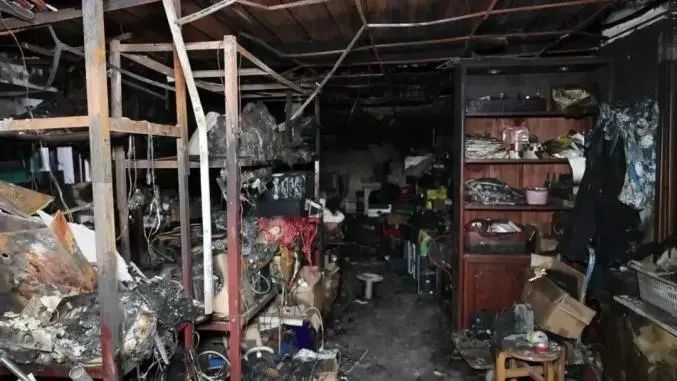 柳州市城中区沿江路7号的双鱼汇物业办公室发生火灾